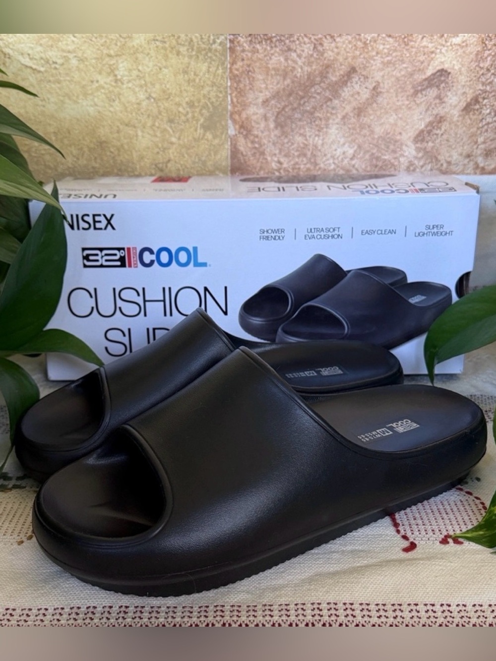 NEW 32 Degrees Unisex Cushion Slides, Size M Women’s 7.5-8.5 | Men’s 5.5-6.5
